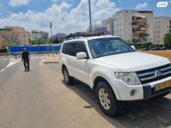 מיצובישי פג'רו ארוך 4X4 Desert אוט' דיזל 7 מק' 3.2 (200 כ"ס) דיזל 200