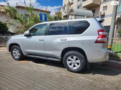 טויוטה לנד קרוזר ארוך 4X4 Luxury אוט' דיזל 7 מק' 2.8 (177 כ"ס) דיזל