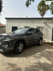 טויוטה RAV4 ארוך 4X2 Experience אוט' 2.0 (175 כ''ס) בנזין 2019 למכירה בר