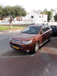 מיצובישי אאוטלנדר Instyle SR אוט' 7 מק' 2.0 (150 כ''ס) בנזין 2013 למכ