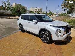 מיצובישי אאוטלנדר Instyle אוט' 7 מק' 2.5 (181 כ"ס) בנזין 2023 למכיר