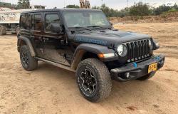 ג'יפ / Jeep רנגלר ארוך 4X4 Unlim Rubicon 4XE אוט' הייב' 2.0 (375 כ''ס) היבר