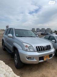 טויוטה לנד קרוזר ארוך 4X4 STD אוט' דיזל 8 מק' 3.0 (173 כ''ס) דיזל 2