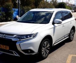 מיצובישי אאוטלנדר 4X4 Elite אוט' 7 מק' 2.0 (150 כ"ס) [2015 ואילך] בנז