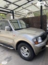 מיצובישי פג'רו קצר 4X4 GLX אוט' דיזל 5 מק' 3.2 (160 כ''ס) דיזל 2001 ל