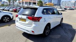 מיצובישי אאוטלנדר PHEV 4X4 S. Edition הייבריד אוט' 5 מק' 2.4 (135 כ''ס