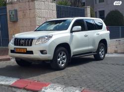 טויוטה לנד קרוזר ארוך 4X4 Luxury 60th אוט' דיזל 7 מק' 3.0 (190 כ''ס) ד