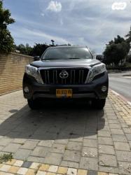 טויוטה לנד קרוזר קצר 4X4 Luxury אוט' דיזל 2.8 (177 כ"ס) דיזל 2017 למ