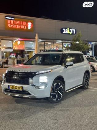 מיצובישי אאוטלנדר Luxury אוט' 7 מק' 2.5 (181 כ"ס) בנזין 2023 למכירה בסולם שונם