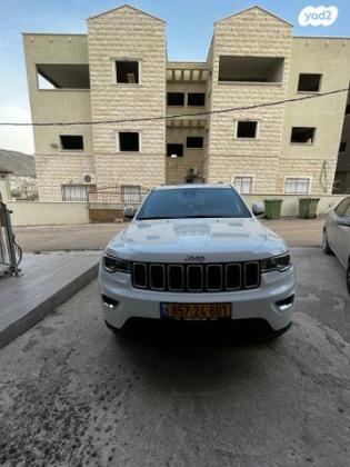 ג'יפ / Jeep גרנד צ'ירוקי 4X4 Laredo Plus אוט' 3.6 (286 כ''ס) בנזין 2020 למכירה בכפר מנדא