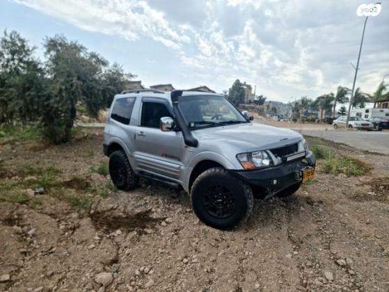 מיצובישי פג'רו קצר 4X4 GLS אוט' 5 מק' 3.5 (202 כ''ס) בנזין 2003 למכירה בטבריה