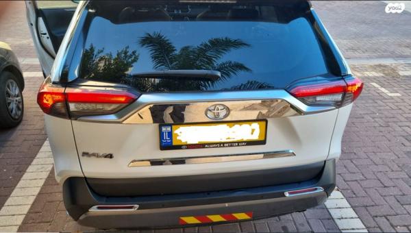 טויוטה RAV4 ארוך Extreme אוט' 2.0 (175 כ''ס) בנזין 2020 למכירה בתל אביב יפו