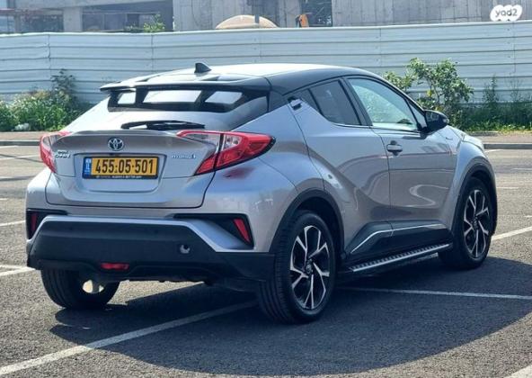 טויוטה C-HR Chic הייבריד אוט' 1.8 (98 כ"ס) בנזין 2018 למכירה בנתניה