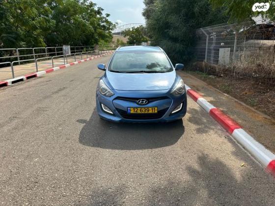 יונדאי i30 Inspire סטיישן אוט' 1.6 (135 כ"ס) בנזין 2013 למכירה בנתניה