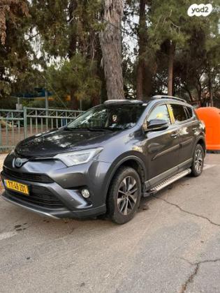 טויוטה RAV4 הייבריד Premium הייבריד אוט' 2.5 (155 כ''ס) בנזין 2017 למכירה בחיפה