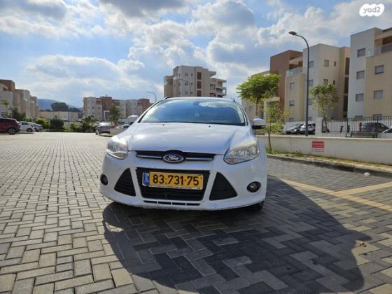 פורד פוקוס Trend סטיישן אוט' 1.6 (125 כ''ס) בנזין 2012 למכירה בעפולה