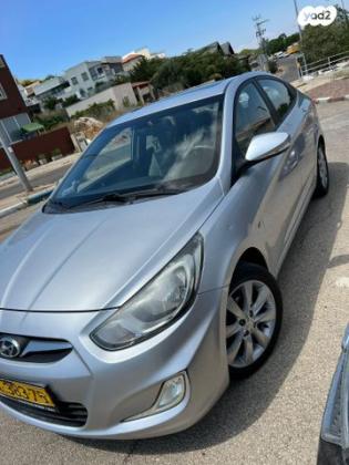 יונדאי i25 Premium אוט' 1.6 (124 כ"ס) בנזין 2011 למכירה בכוכב יאיר u002F צור יגאל