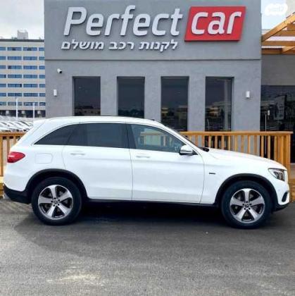 מרצדס GLC 4X4 GLC350E Premium Plus היב' אוט' 2.0 (211 כ''ס) היברידי חשמל / בנזין 2019 למכירה בפתח תקווה