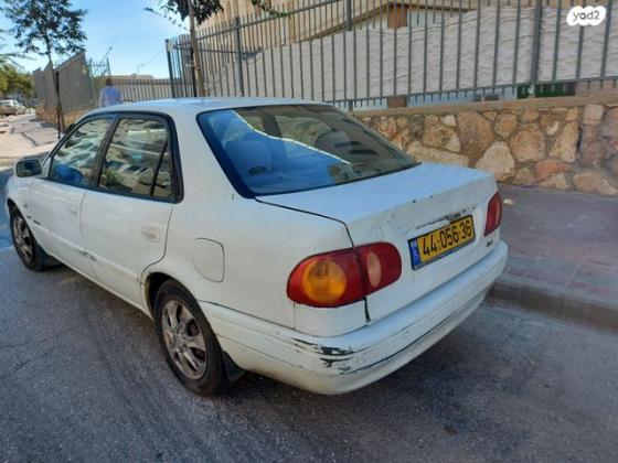 טויוטה קורולה GLI אוט' 1.6 (99-02)- 110 כ"ס בנזין 2002 למכירה במודיעין עילית