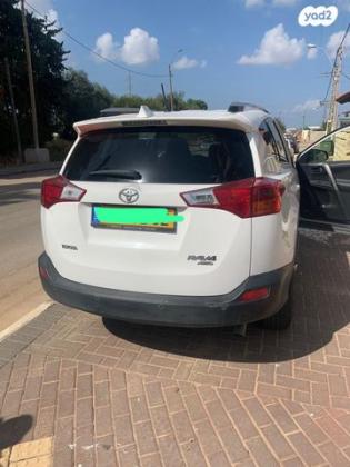 טויוטה RAV4 ארוך 4X4 Premium אוט' 2.0 (151 כ''ס) בנזין 2015 למכירה ברחובות