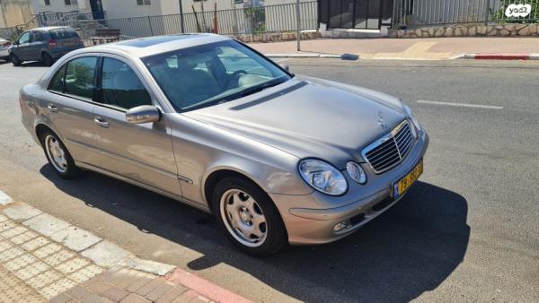 מרצדס E-Class E240 Classic אוט' 2.6 (170 כ''ס) בנזין 2004 למכירה בנצרת עילית u002F נוף הגליל