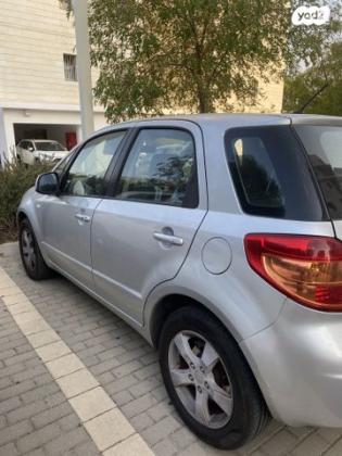 סוזוקי SX4 GLX-HB הצ'בק אוט' 1.6 (119 כ''ס) בנזין 2009 למכירה בנס ציונה