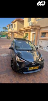 טויוטה אייגו (AYGO) Open Top אוט' 1.0 (72 כ''ס) בנזין 2019 למכירה בפרדס חנה כרכור