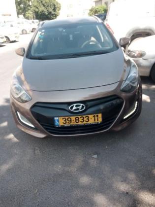 יונדאי i30 Inspire סטיישן אוט' 1.6 (135 כ"ס) בנזין 2013 למכירה בבית שמש