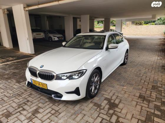 ב.מ.וו סדרה 3 330E M-Sport הייבריד אוט' 2.0 (184 כ''ס) היברידי חשמל / בנזין 2020 למכירה בכפר סבא