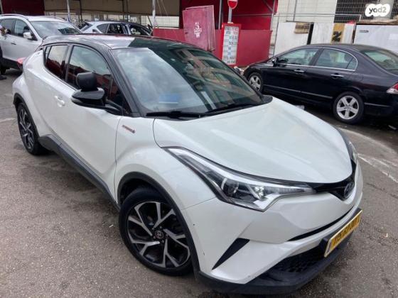 טויוטה C-HR Chic הייבריד אוט' 1.8 (98 כ"ס) בנזין 2017 למכירה בנתניה