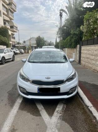 קיה סיד / CEED Premium אוט' 3 דל' 1.6 (135 כ"ס) בנזין 2015 למכירה בחולון