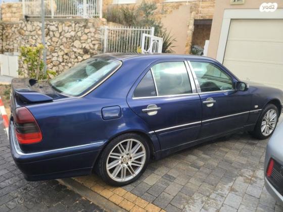 מרצדס C-Class C200 Luxury אוט' 2.0 (163 כ''ס) בנזין 2000 למכירה בכפר ורדים