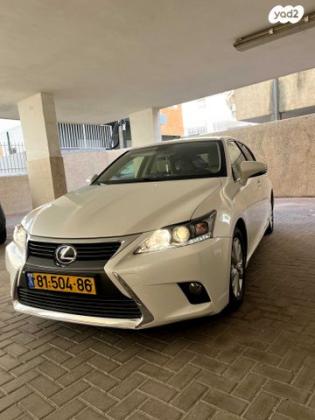 לקסוס CT200H Luxury הייבריד אוט' 1.8 (99 כ"ס) בנזין 2017 למכירה ברמת גן