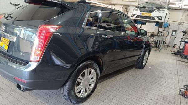 קאדילק SRX 4X4 Luxury אוט' 3.6 (314 כ''ס) בנזין 2015 למכירה בקרית אונו