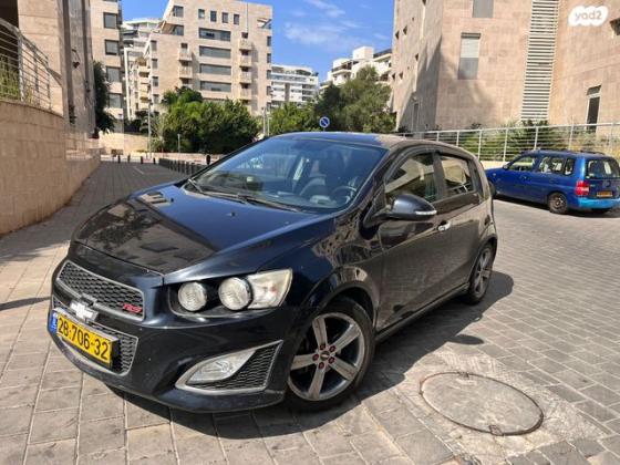 שברולט סוניק RS הצ'בק אוט' 1.4 (140 כ"ס) בנזין 2014 למכירה בתל אביב יפו