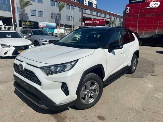 טויוטה RAV4 הייבריד E-xperience הייבריד 5 דל' אוט' 2.5 (178 כ''ס) בנזין 2023 למכירה בראשון לציון