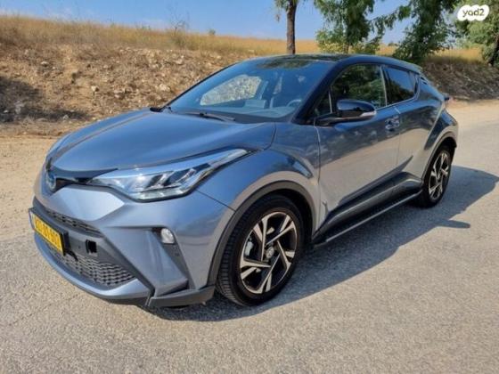 טויוטה C-HR Chic הייבריד אוט' 1.8 (98 כ"ס) בנזין 2022 למכירה בבני ברק