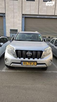 טויוטה לנד קרוזר ארוך 4X4 Select AC אוט' דיזל 7 מק' 3.0 (190 כ''ס) דיזל 2014 למכירה ברמת גן