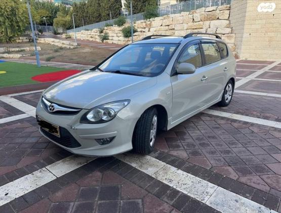 יונדאי i30CW Inspire סטיישן אוט' 1.6 (126 כ''ס) בנזין 2011 למכירה בבית שמש