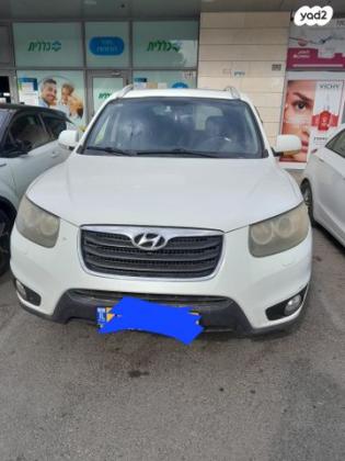 יונדאי סנטה פה 4X4 Luxury אוט' דיזל 7 מק' 2.2 (197 כ''ס) דיזל 2011 למכירה בנהריה