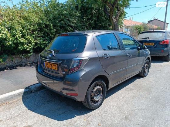 טויוטה יאריס הייבריד Hybrid אוט' 1.5 (74 כ''ס) בנזין 2013 למכירה בירושלים