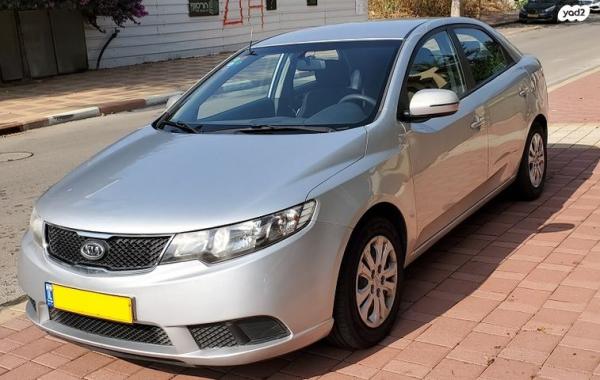 קיה פורטה LX אוט' 1.6 (126 כ"ס) בנזין 2012 למכירה במזכרת בתיה