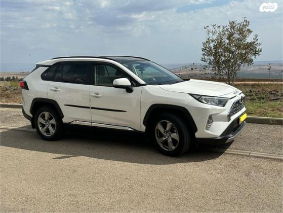 טויוטה RAV4 ארוך Extreme אוט' 2.0 (175 כ''ס) בנזין 2020 למכירה בגבעת אבני