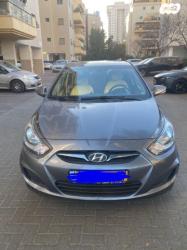 יונדאי i25 Inspire אוט' 1.6 (124 כ"ס) בנזין 2013 למכירה בפתח תקווה