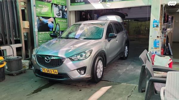 מאזדה CX-5 4X2 Executive אוט' 2.0 (155 כ"ס) בנזין 2015 למכירה בכפר סבא