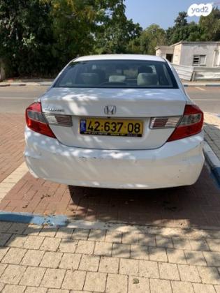 הונדה סיוויק סדאן החדשה Comfort אוט' 1.8 (142 כ''ס) בנזין 2016 למכירה ברמת גן