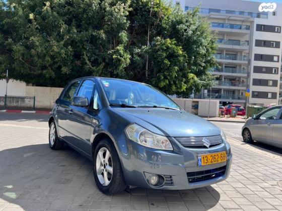 סוזוקי SX4 GLX-HB הצ'בק אוט' 1.6 (107 כ''ס) בנזין 2009 למכירה בגבעתיים