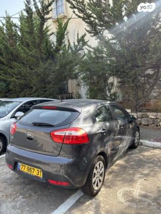 קיה ריו LX הצ'בק אוט' 1.4 (109 כ''ס) בנזין 2014 למכירה בתל אביב יפו