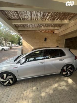 פולקסווגן גולף GTI GTI אוט' 5 דל' 2.0 (245 כ''ס) בנזין 2022 למכירה ברעננה