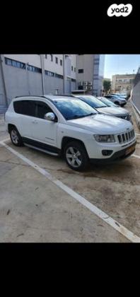 ג'יפ / Jeep קומפאס 4X4 Sport אוט' 2.4 (168 כ''ס) בנזין 2012 למכירה בתל אביב יפו